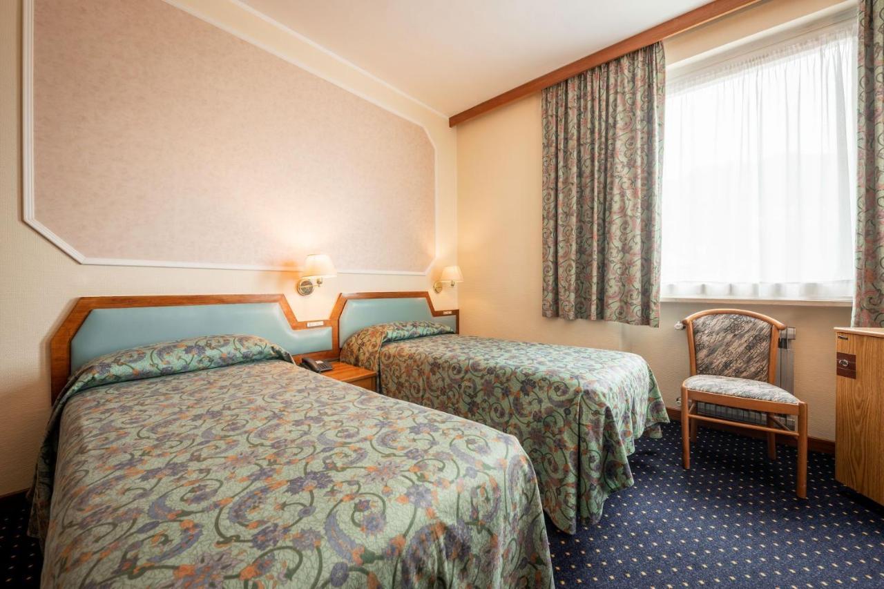 Hotel Elena Saint-Vincent Quarto foto